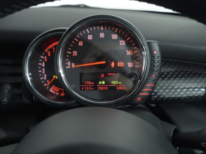 Used MINI Convertible 2017 for sale - 76980923: Photo 9