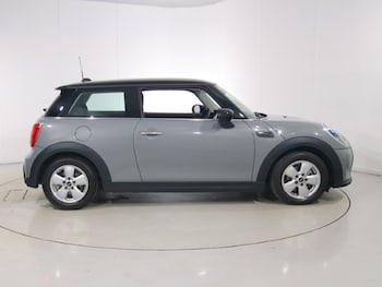 Used MINI Hatch 2022 for sale - 78701279: Photo