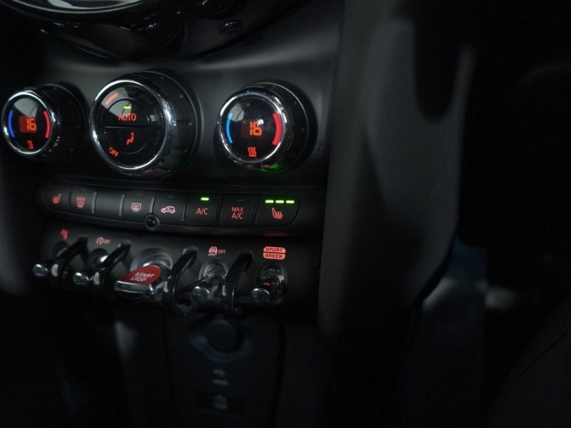 Used MINI Convertible 2023 for sale - 76980953: Photo 18