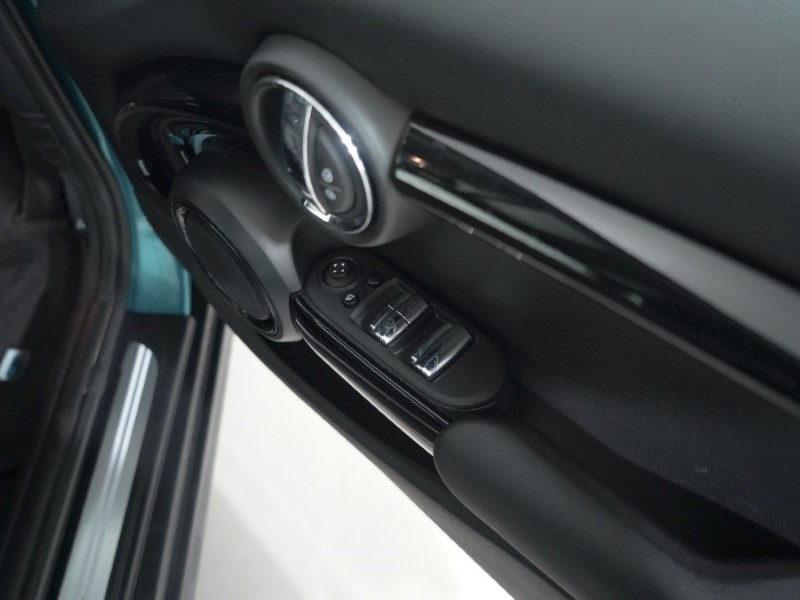 Used MINI Convertible 2023 for sale - 76980953: Photo 27