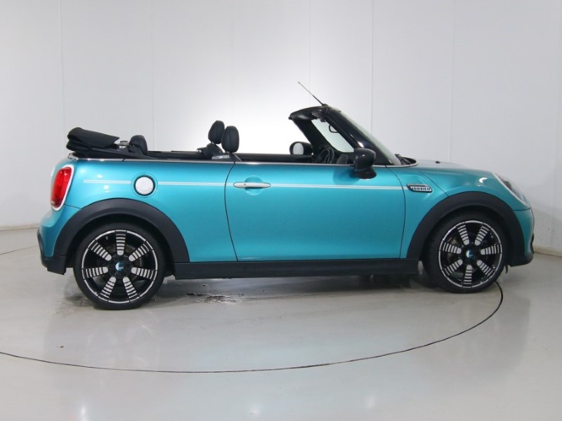 Used MINI Convertible 2023 for sale - 76980953: Photo 3