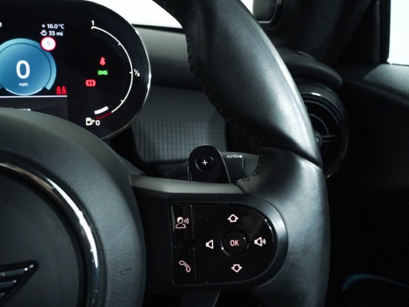 Used MINI Convertible 2023 for sale - 76980953: Photo 37