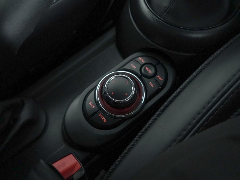 Used MINI Convertible 2023 for sale - 76980953: Photo 47