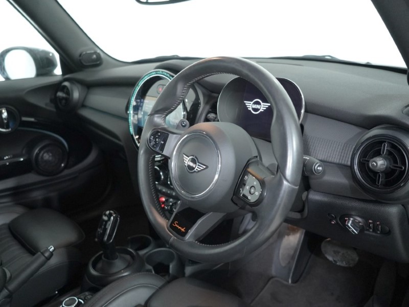 Used MINI Convertible 2023 for sale - 76980953: Photo 6