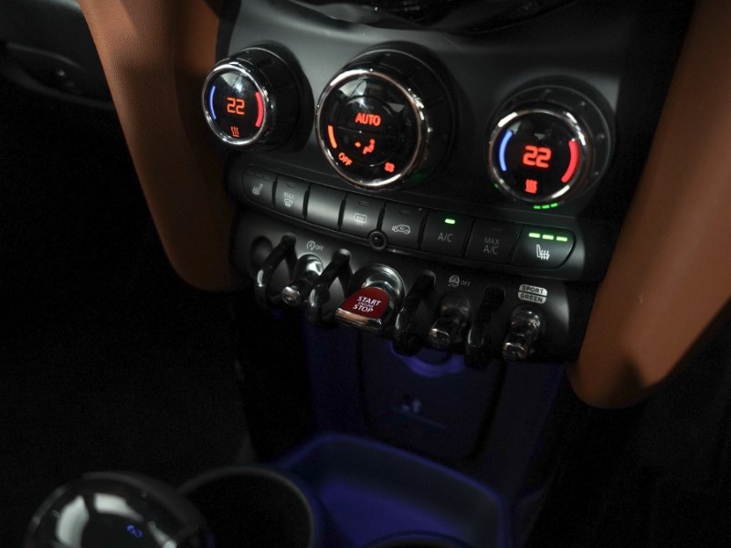 Used MINI Convertible 2021 for sale - 78028134: Photo 31