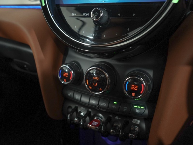 Used MINI Convertible 2021 for sale - 78028134: Photo 32