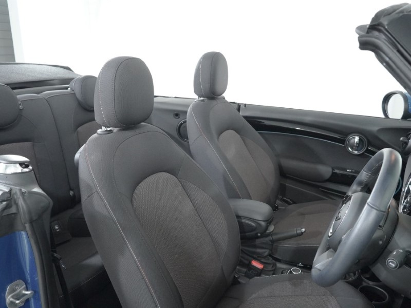 Used MINI Convertible 2022 for sale - 77296714: Photo 41