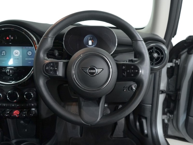 Used MINI Hatch 2023 for sale - 76981479: Photo 5