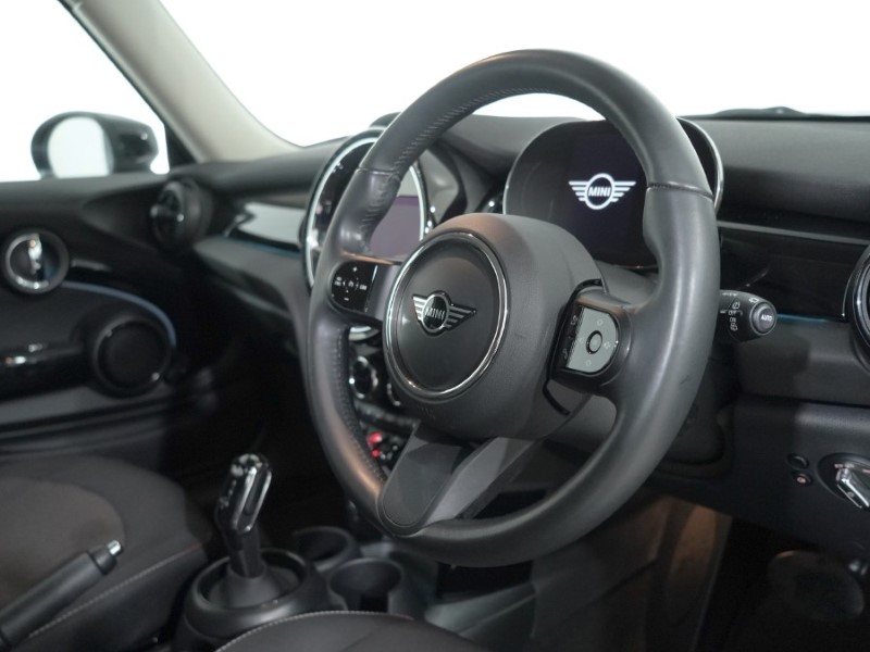 Used MINI Hatch 2023 for sale - 76981479: Photo 6