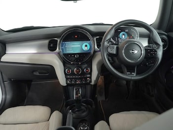 Used MINI Hatch 2021 for sale - 77834014: Photo