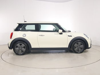 Used MINI Hatch 2022 for sale - 78468008: Photo
