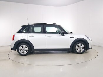 Used MINI Hatch 2023 for sale - 78953750: Photo