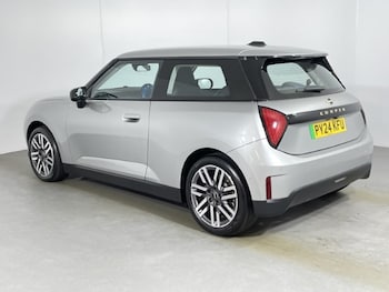 Used MINI Cooper 2024 for sale - 77519400: Photo