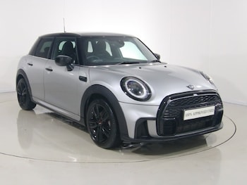 Used MINI Hatch 2023 for sale - 79140599: Photo