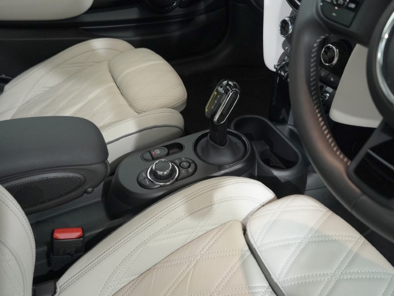 Used MINI Hatch 2023 for sale - 76981410: Photo 10