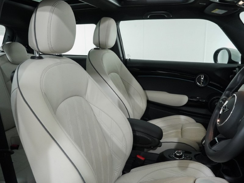 Used MINI Hatch 2023 for sale - 76981410: Photo 11