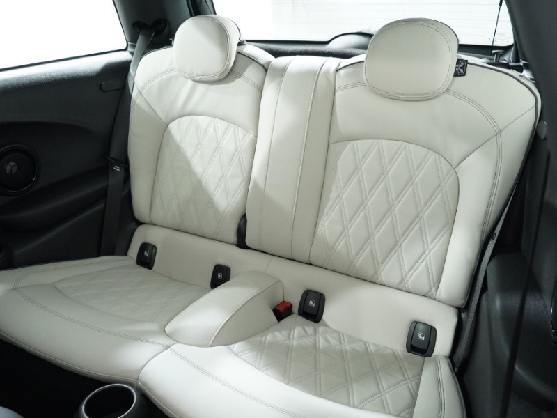 Used MINI Hatch 2023 for sale - 76981410: Photo 12