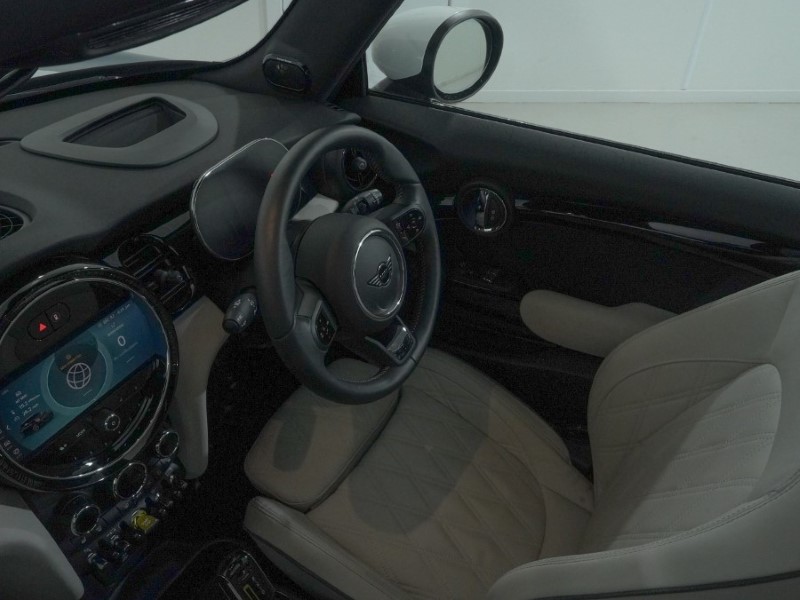 Used MINI Hatch 2023 for sale - 76981410: Photo 17