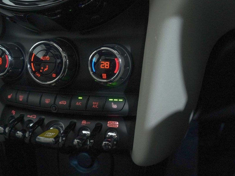 Used MINI Hatch 2023 for sale - 76981410: Photo 32