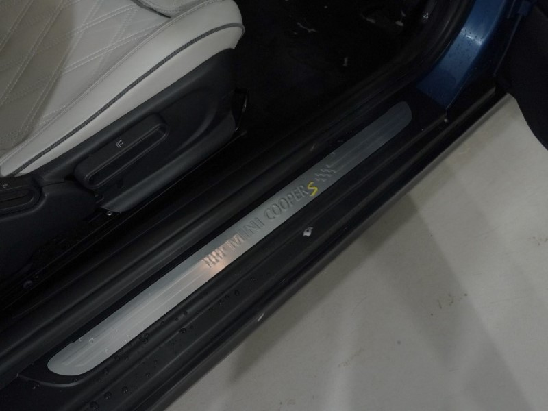 Used MINI Hatch 2023 for sale - 76981410: Photo 50