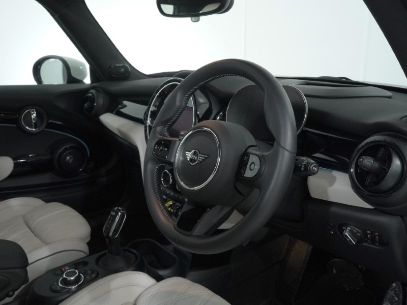 Used MINI Hatch 2023 for sale - 76981410: Photo 6