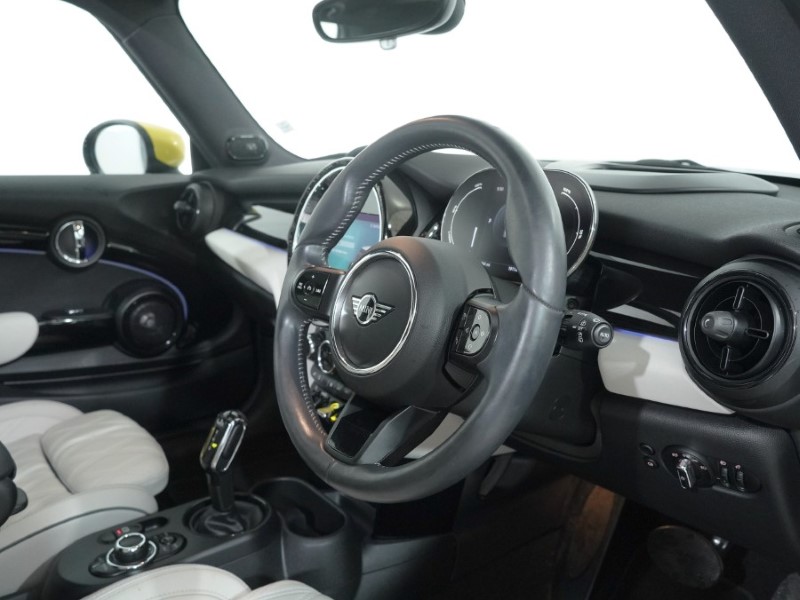 Used MINI Hatch 2022 for sale - 76981983: Photo 2