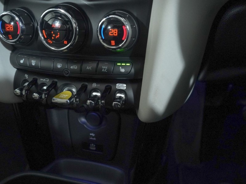 Used MINI Hatch 2022 for sale - 76981983: Photo 51