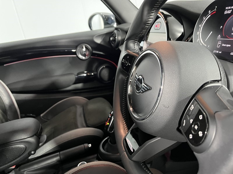 Used MINI Hatch 2023 for sale - 77528243: Photo 11