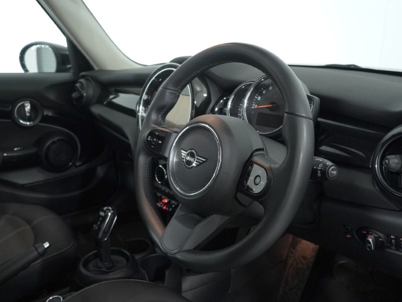 Used MINI Hatch 2022 for sale - 76981620: Photo 6