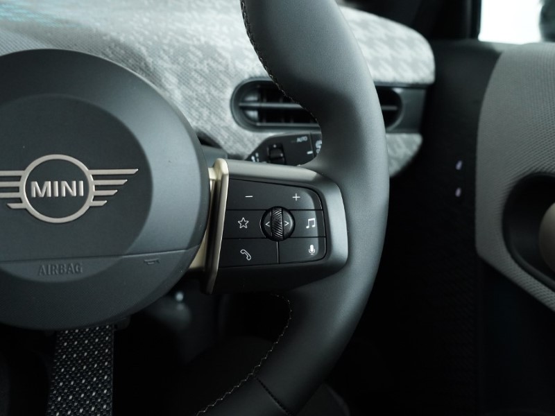 Used MINI Cooper 2025 for sale - 76981834: Photo 24