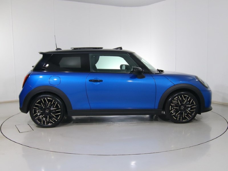 Used MINI Cooper 2025 for sale - 76981834: Photo 3