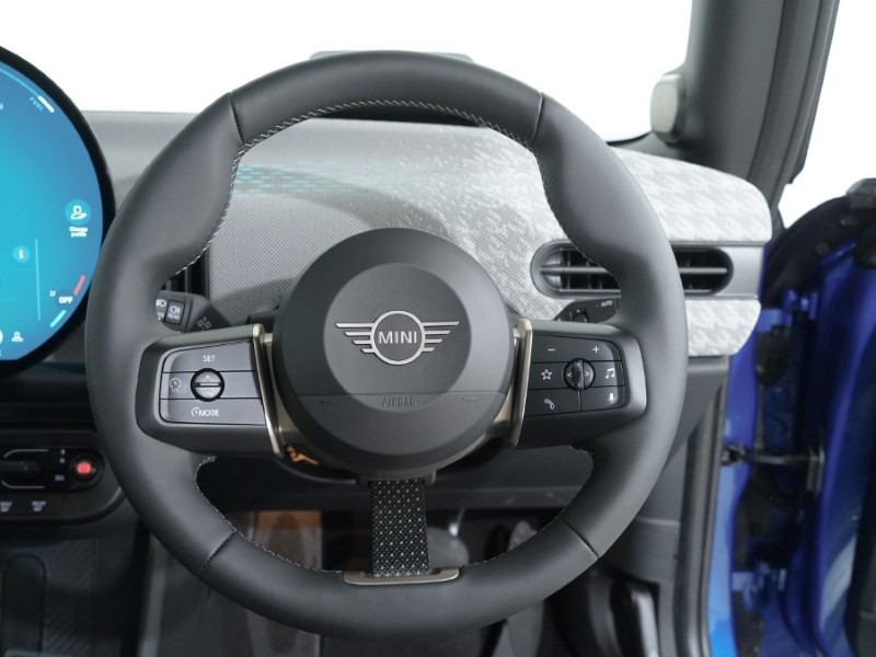 Used MINI Cooper 2025 for sale - 76981834: Photo 5