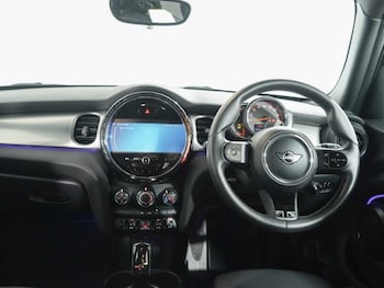 Used MINI Hatch 2022 for sale - 78329021: Photo