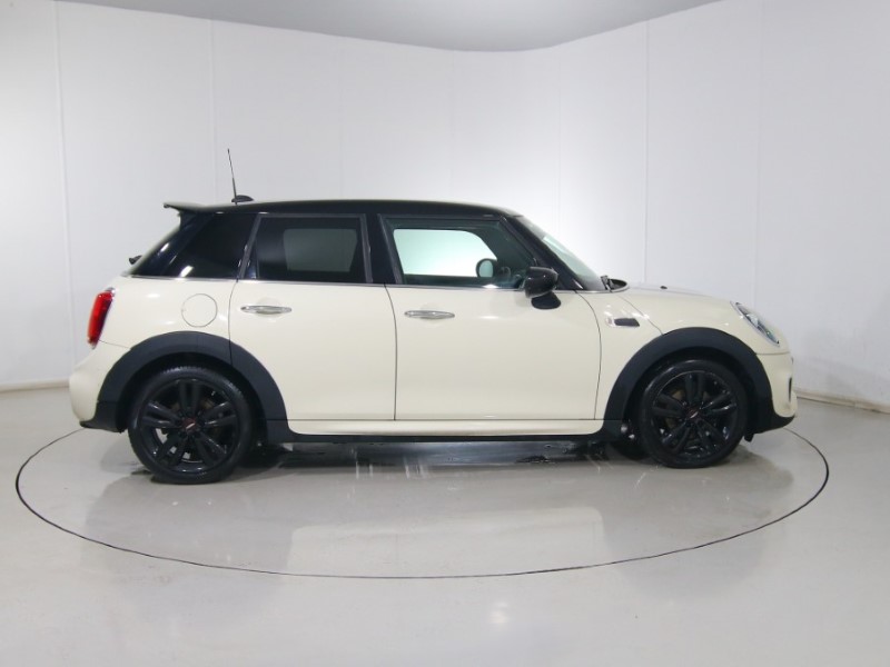 Used MINI Hatch 2020 for sale - 76980977: Photo 3