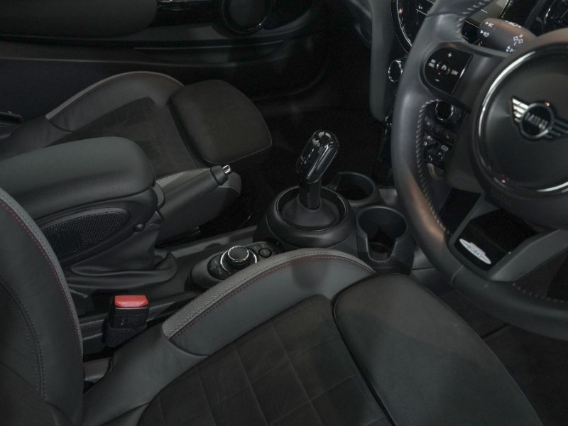 Used MINI Convertible 2024 for sale - 77103441: Photo 10