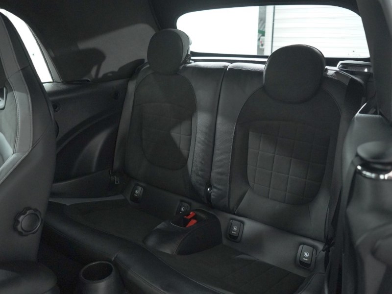 Used MINI Convertible 2024 for sale - 77103441: Photo 12