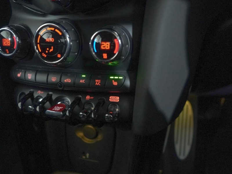 Used MINI Convertible 2024 for sale - 77103441: Photo 18