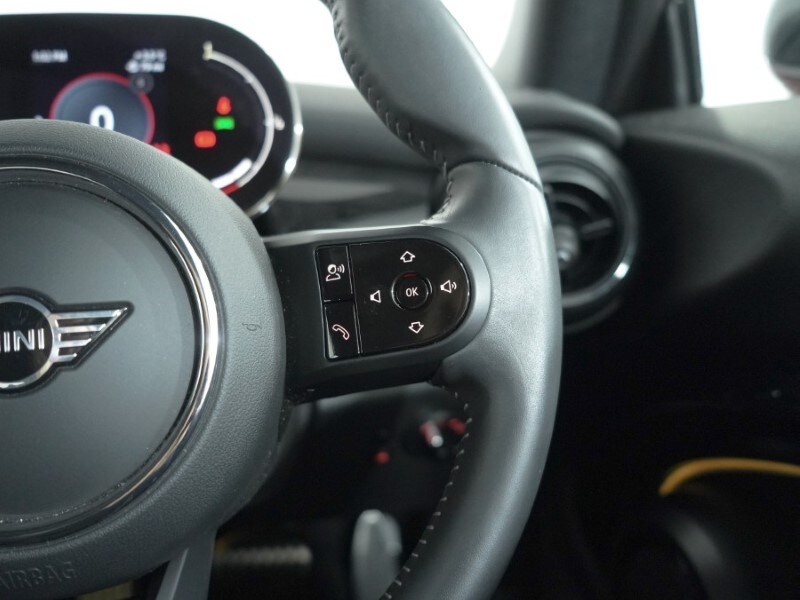 Used MINI Convertible 2024 for sale - 77103441: Photo 23