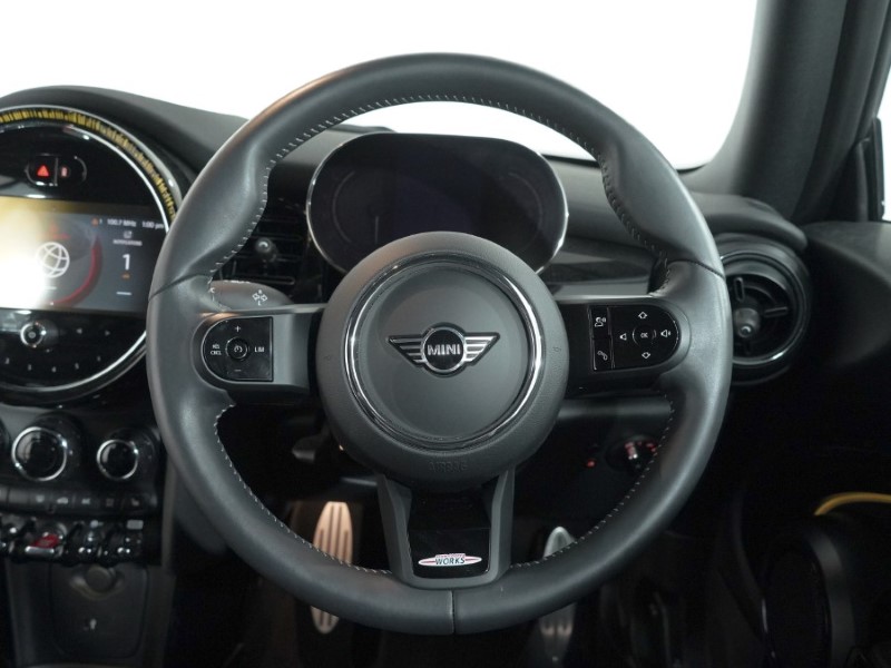 Used MINI Convertible 2024 for sale - 77103441: Photo 5