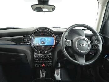 Used MINI Hatch 2023 for sale - 78305920: Photo