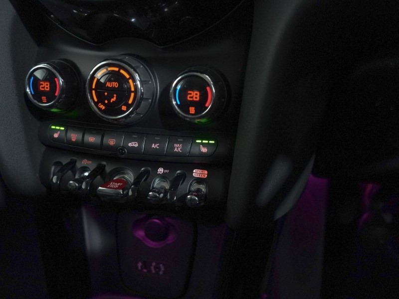 Used MINI Hatch 2018 for sale - 76982355: Photo 18