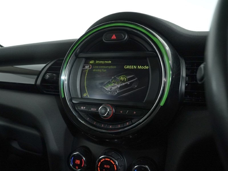 Used MINI Hatch 2018 for sale - 76982355: Photo 28