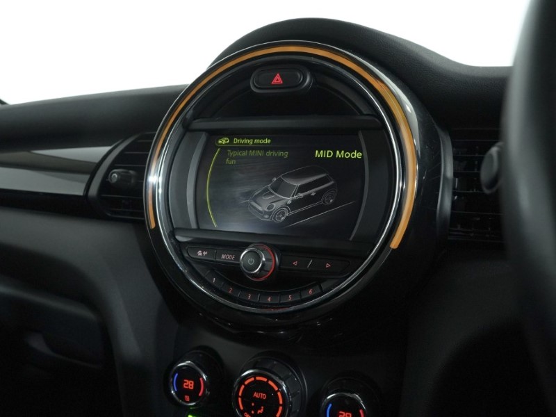 Used MINI Hatch 2018 for sale - 76982355: Photo 29