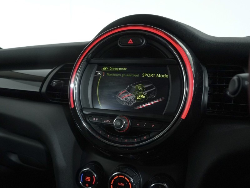 Used MINI Hatch 2018 for sale - 76982355: Photo 30