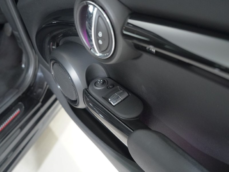 Used MINI Hatch 2018 for sale - 76982355: Photo 43