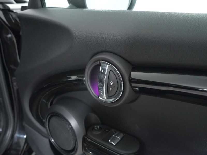 Used MINI Hatch 2018 for sale - 76982355: Photo 44