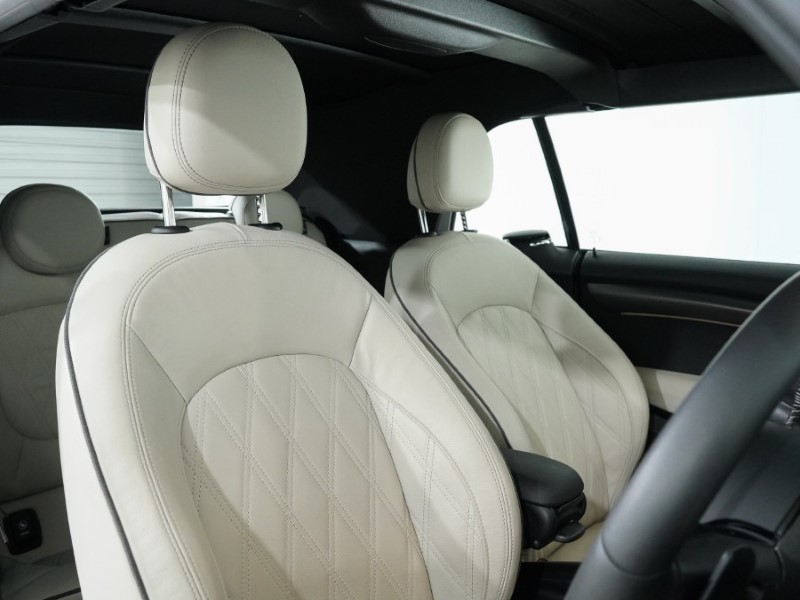 Used MINI Convertible 2022 for sale - 77435252: Photo 11