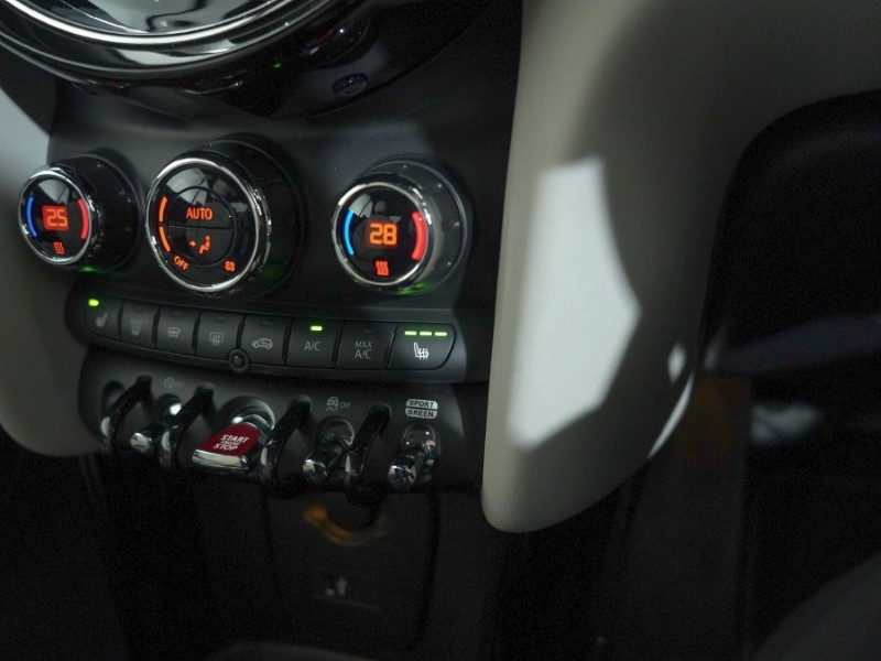 Used MINI Convertible 2022 for sale - 77435252: Photo 18