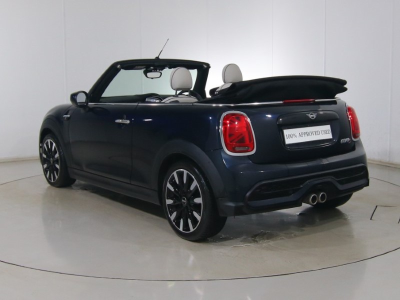 Used MINI Convertible 2022 for sale - 77435252: Photo 2