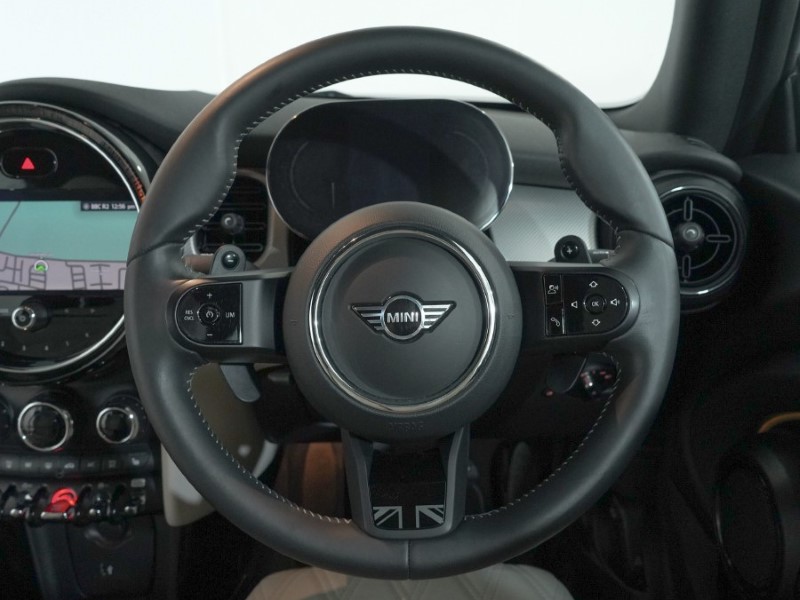 Used MINI Convertible 2022 for sale - 77435252: Photo 5